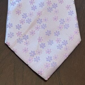 Tie Rack London Pink 100% Polyester Men’s Neck Tie Made In China